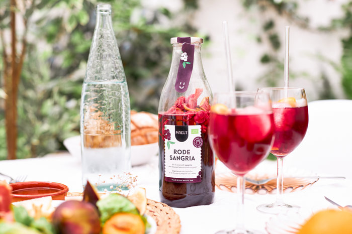 Pineut 'pouchbag' Sangria: rode wijn