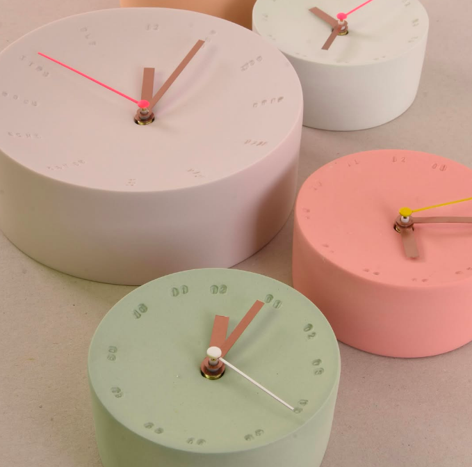 Harm & Elke: Clock large