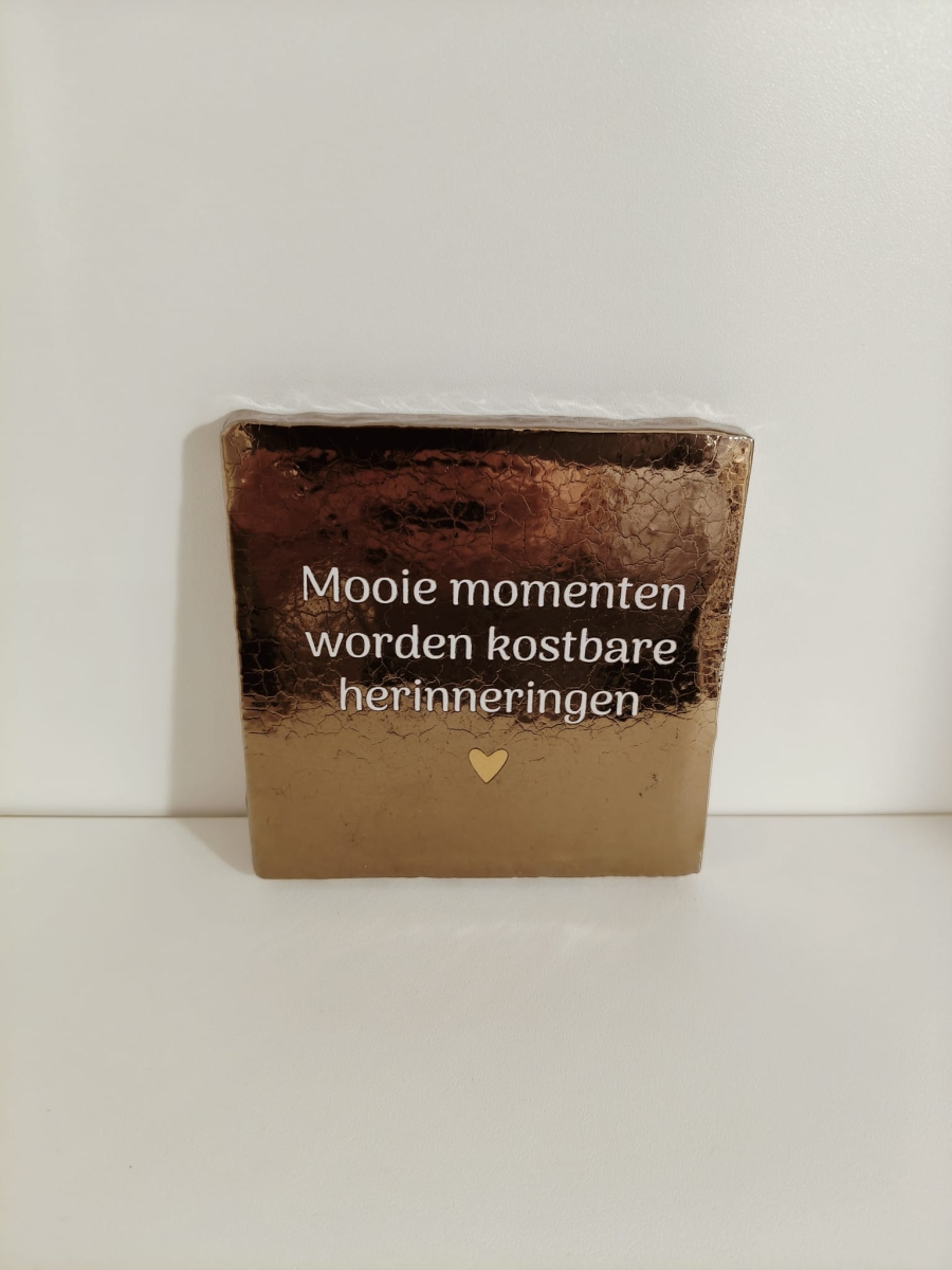 Keramieken tegeltje: 'Kostbare herinneringen' Goud/crème