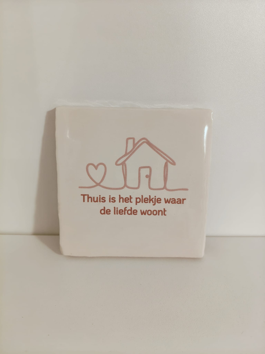 Keramieken tegeltje: 'Thuis waar de liefde woont' Crème/nude