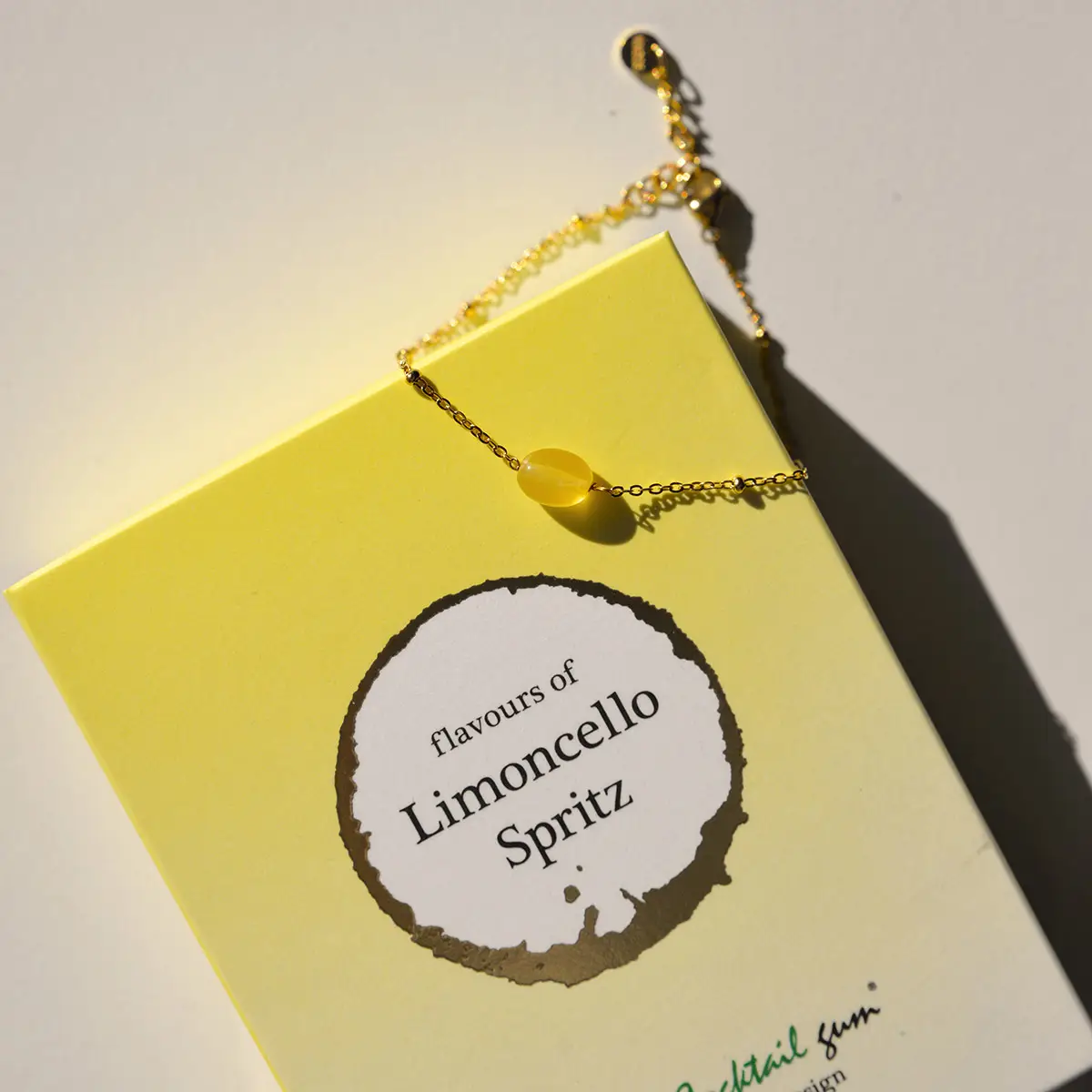 Vinoos: Wine Jewellery: Armband 'A little joy'