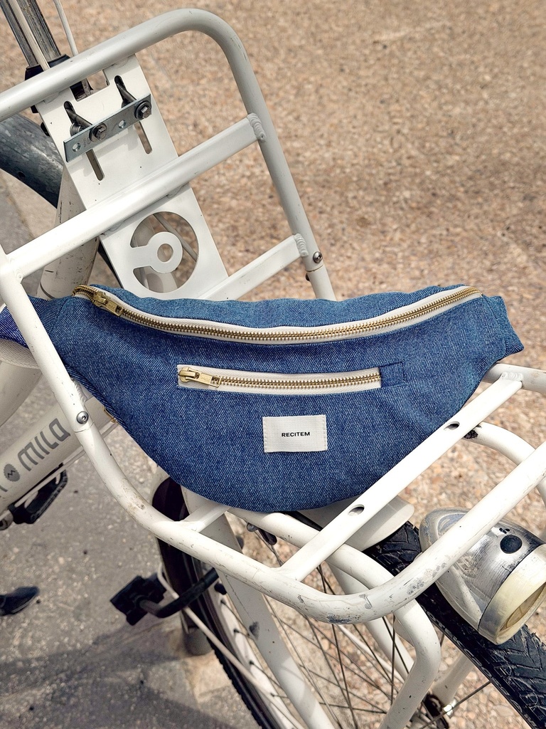 Recitem: Heuptasje 'Lola'