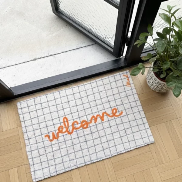 Mad About Mats: 'Magnus': Welcome