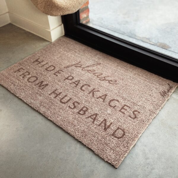 Mad About Mats: 'Ilias': Hide packages
