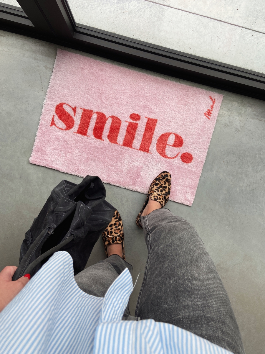 Mad About Mats: 'Perla': Smile