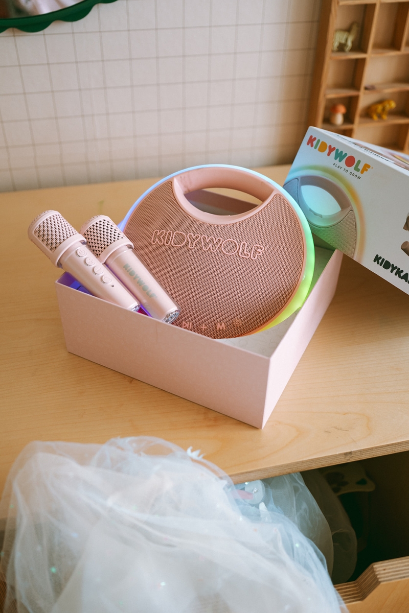 Kidywolf: Kidykaraoke roos