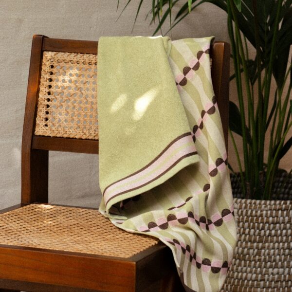 Return to sender: Giftset keukentextiel 'Salie groen'