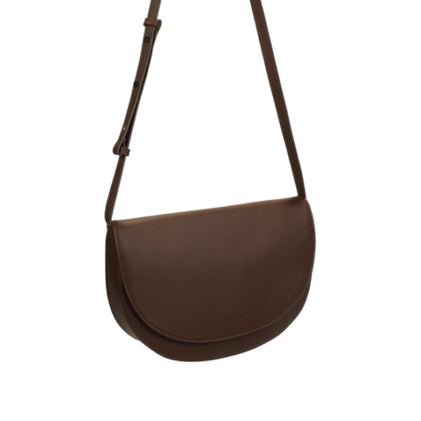 Monk en Anna: Soma half moon bag 'Dark wood'